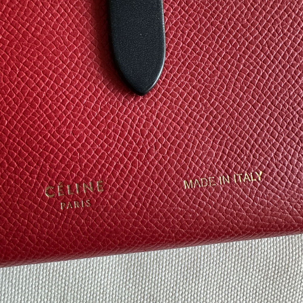 Céline Medium Multifunction Wallet in Red/Navy Grained Leather, Gold Hardware